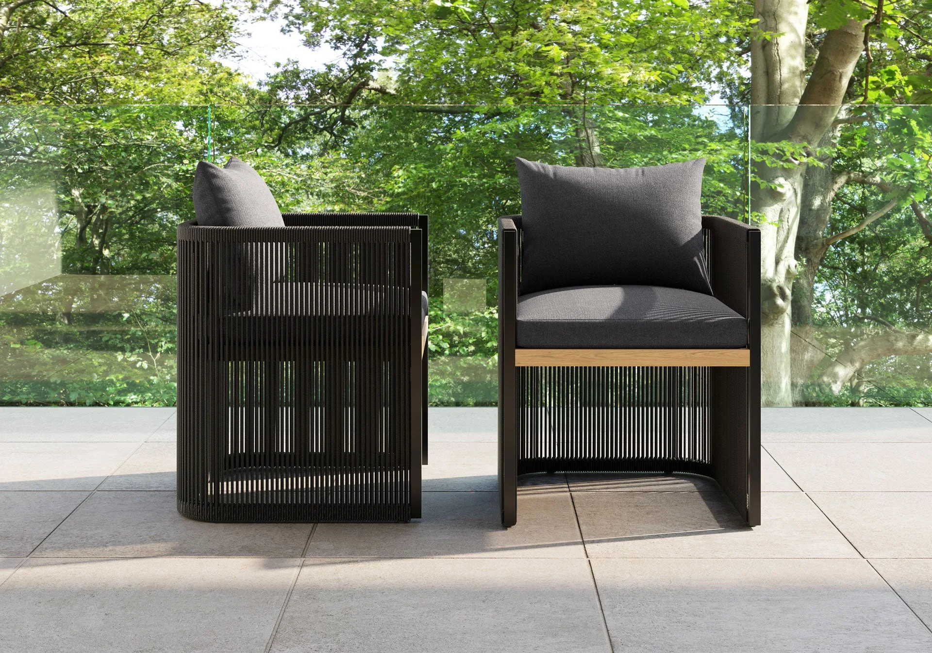 Clifton Outdoor Dining Chair en aluminio, color tela pimienta